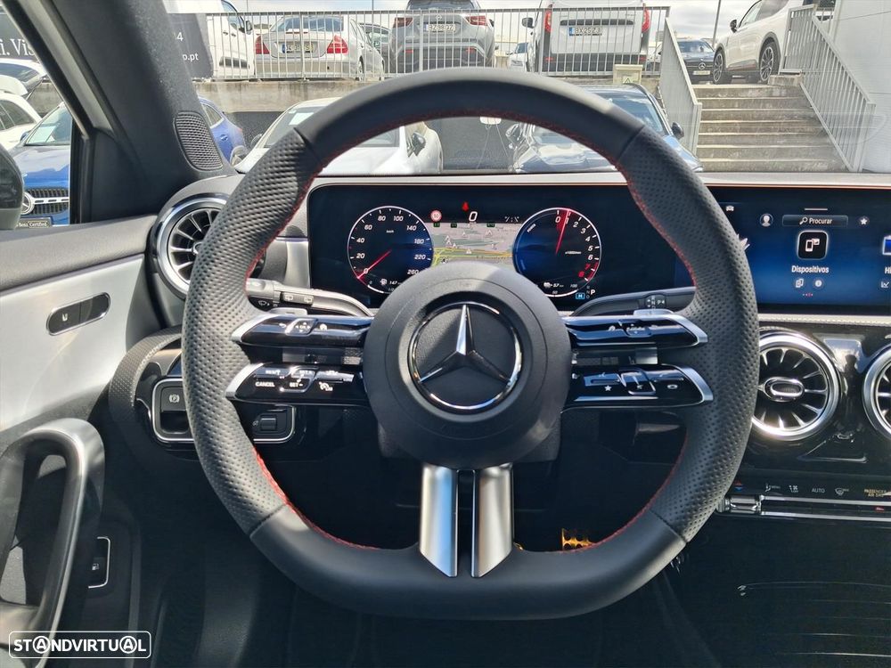 Mercedes-Benz A 250 e AMG Line - 23