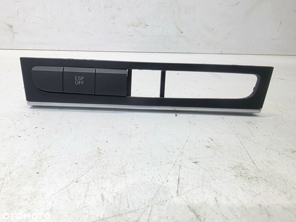 RAMKA PANELU KONSOLI AUDI A3 8P 8P0863321F + PRZYCISKI - 1