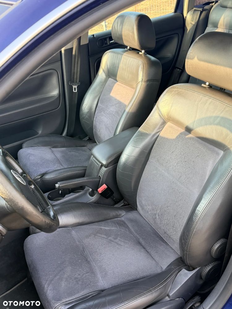 Volkswagen Passat - 3