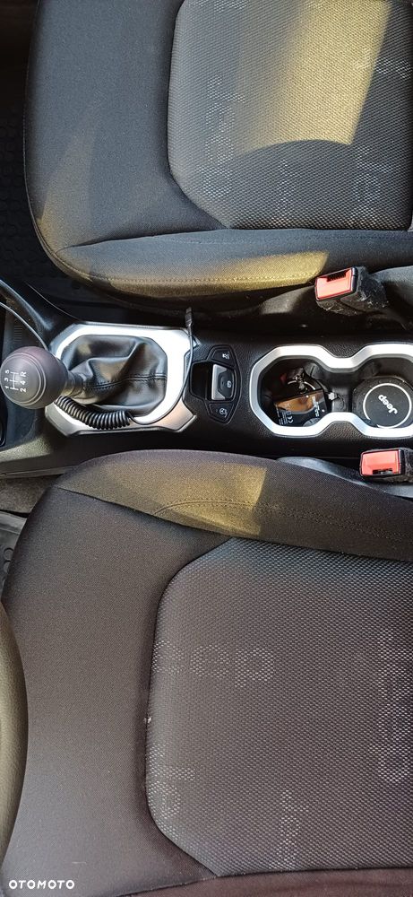 Jeep Renegade 1.6 E-TorQ Sport FWD - 8