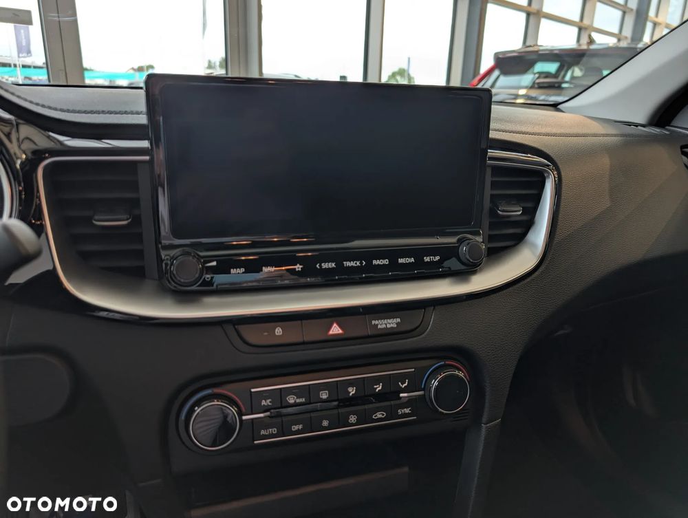 Kia XCeed 1.5 T-GDI L DCT - 14