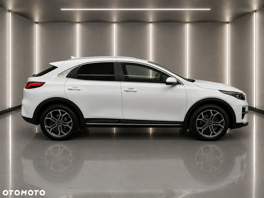 Kia XCeed - 4