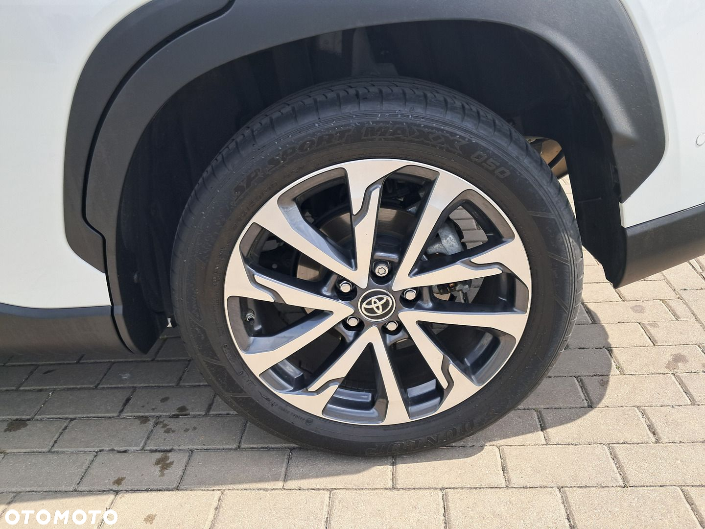 Toyota Corolla Cross - 17