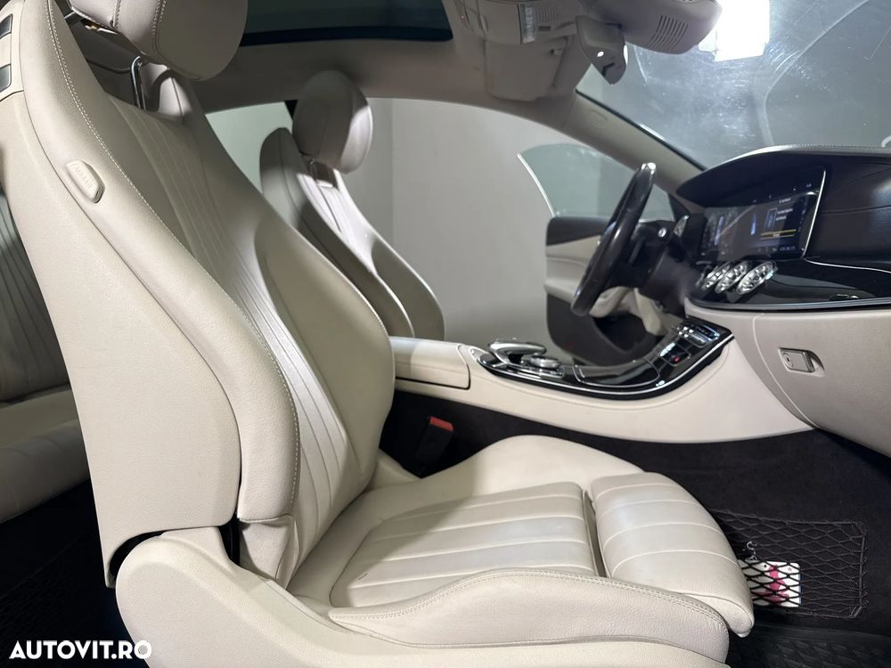 Mercedes-Benz E 200 - 12