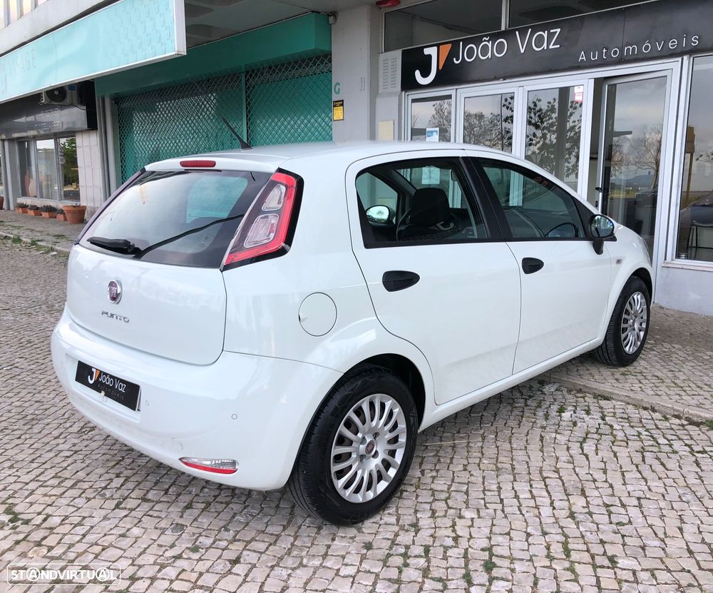 Fiat Punto 1.3 M-Jet Lounge S&S - 7