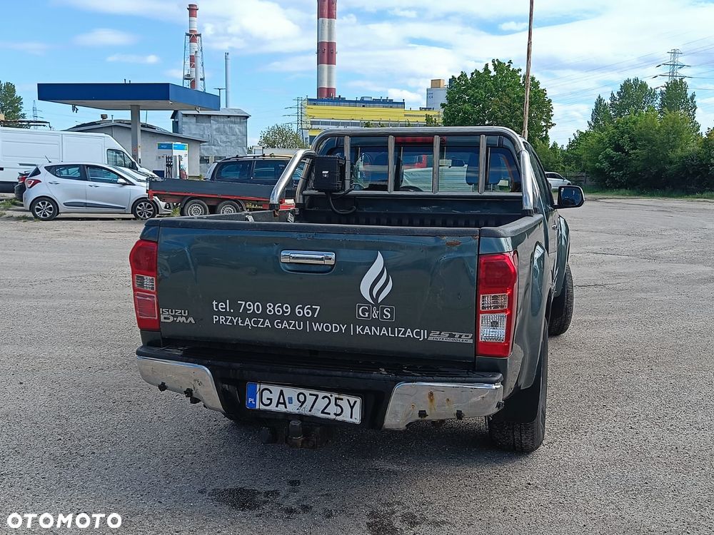 Isuzu D-Max 2.5 DC LS - 4