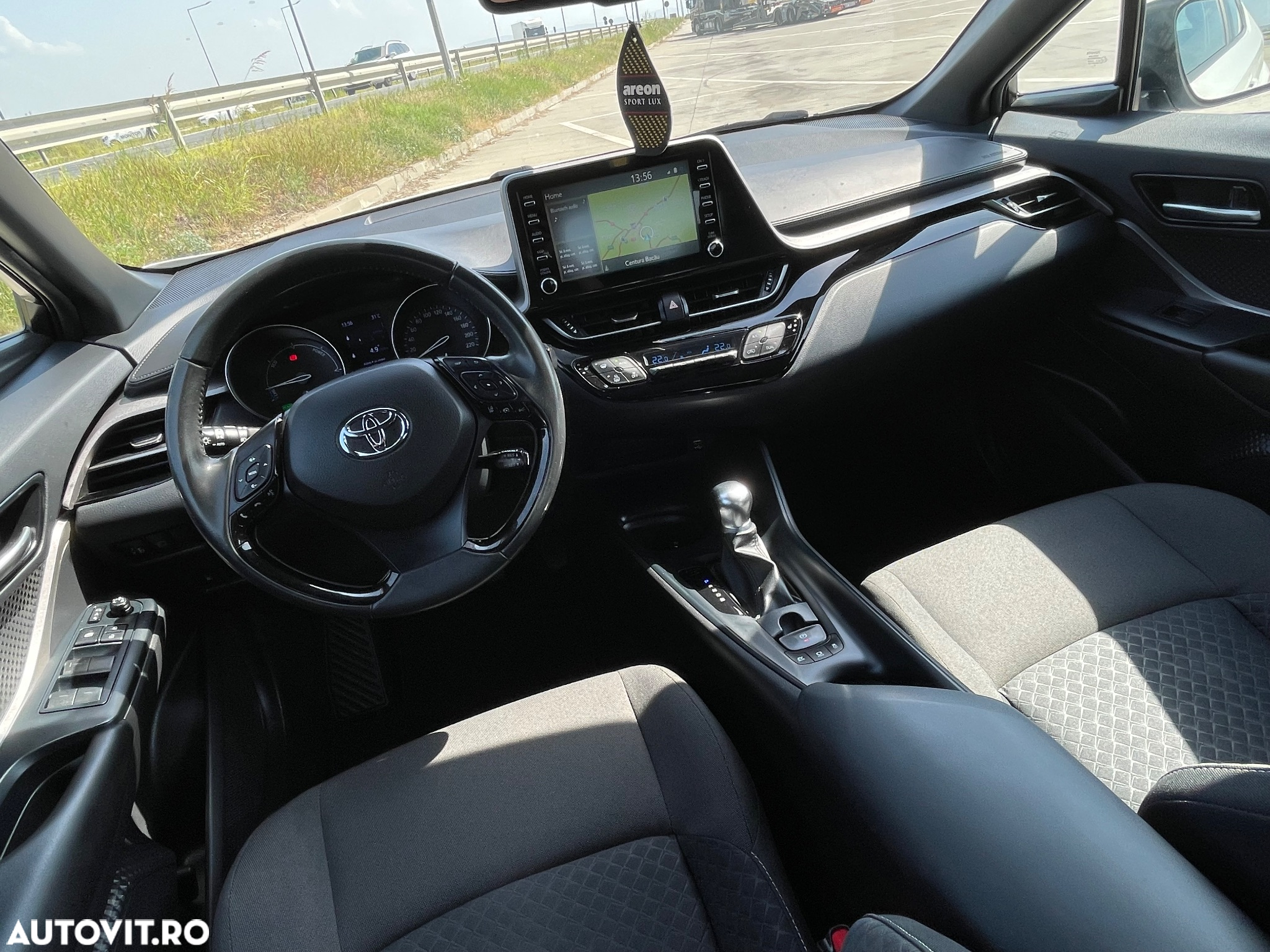 Toyota C-HR Hybrid Business-Edition - 9