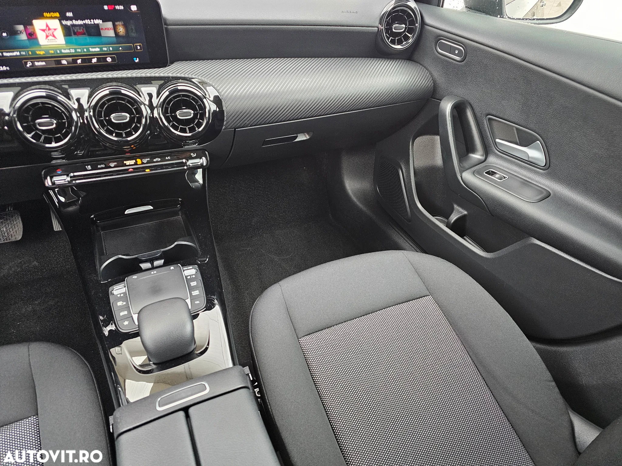 Mercedes-Benz A 180 7G-DCT Advanced Progressive - 10