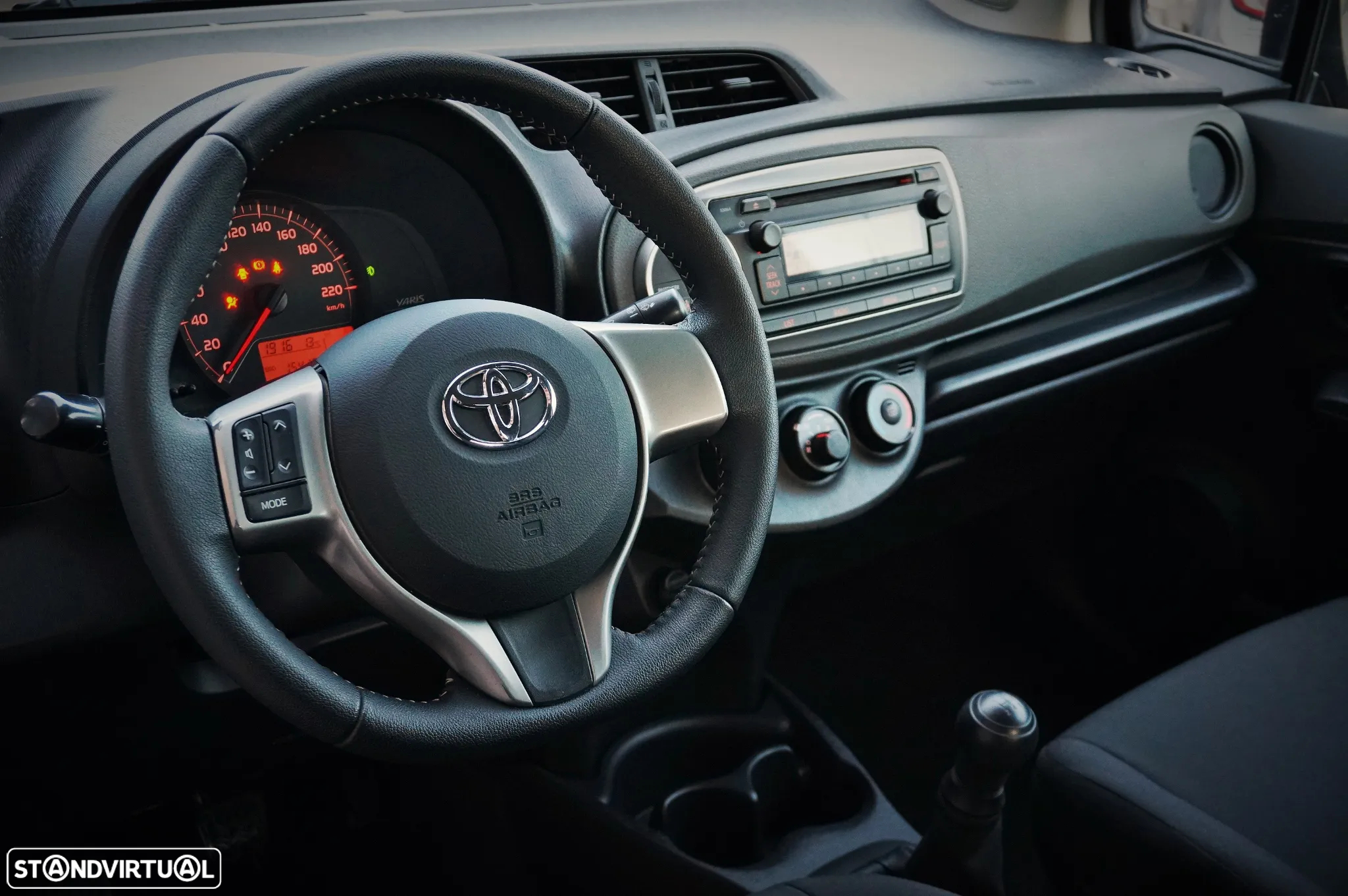 Toyota Yaris 1.0 VVT-i Comfort+AC - 9