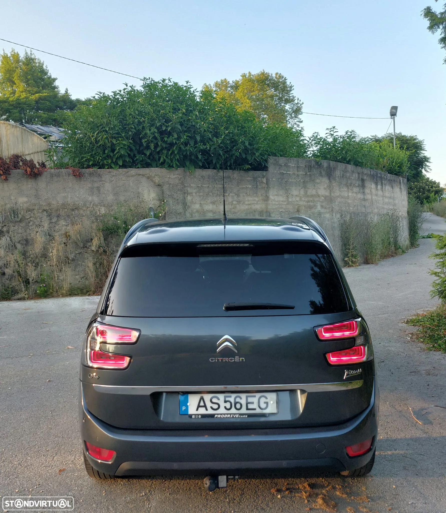 Citroën C4 Grand Picasso 2.0 HDi FAP EGS6 (7L) Exclusive - 3