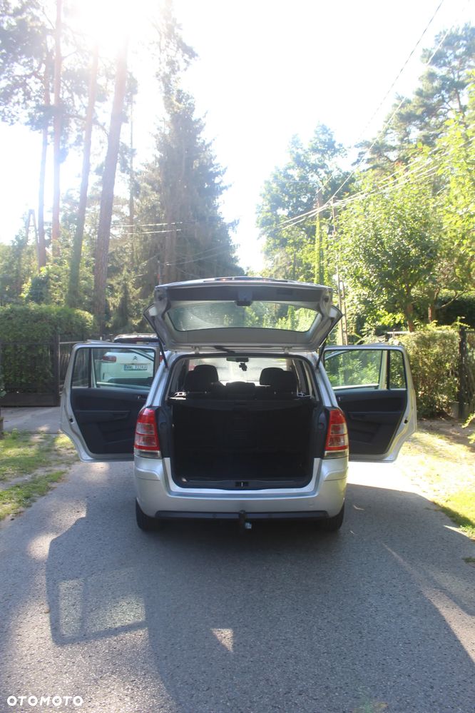 Opel Zafira 1.9 CDTI Enjoy - 17