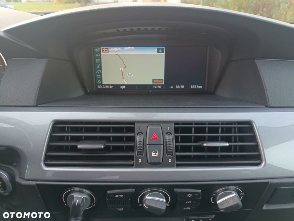 BMW Seria 5 520i Edition Sport - 10