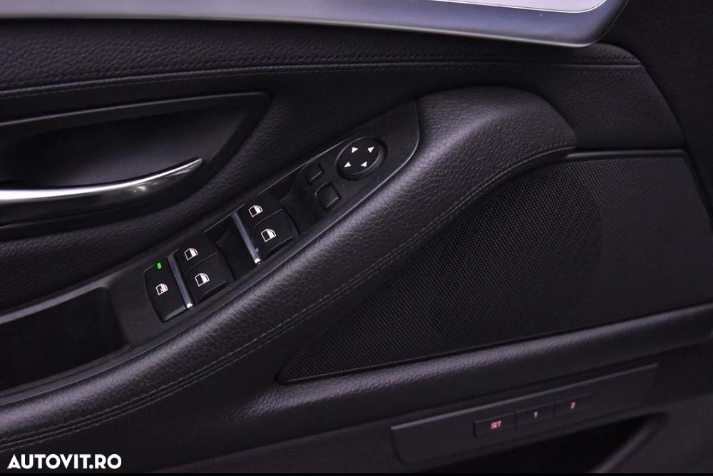 BMW Seria 5 530d xDrive AT - 21