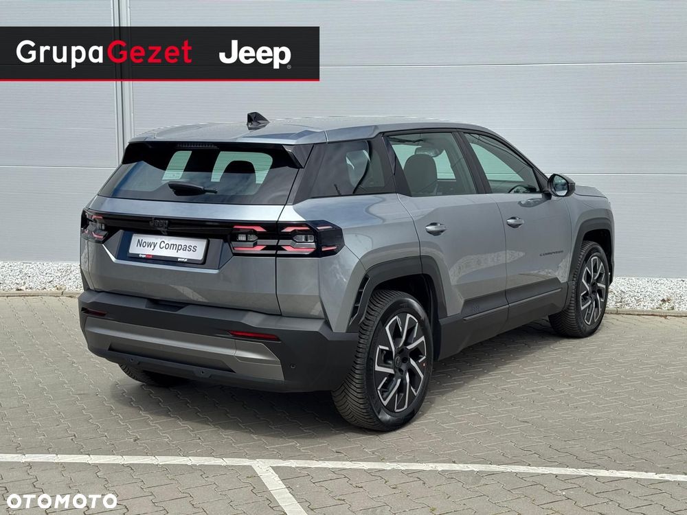Jeep Compass 73.7kWh Altitude FWD - 5
