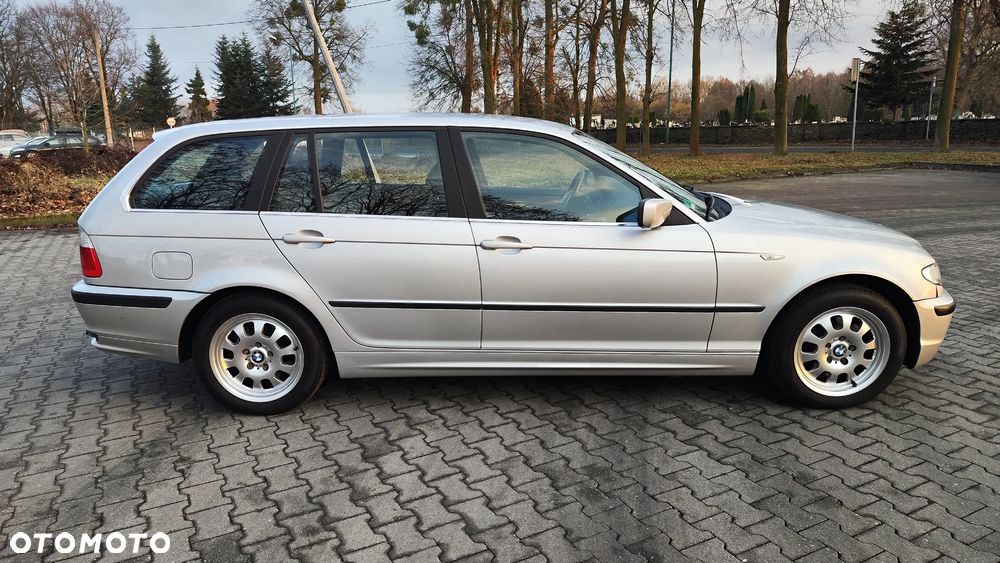 BMW Seria 3 320i Edition Lifestyle - 10