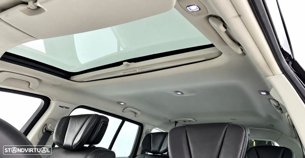 Renault Espace 1.6 dCi Initiale Paris EDC - 11