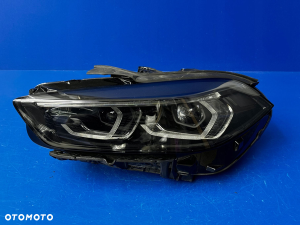 LEWYFULL LED BMW F40 SERIA 1 BLACK SHADOW EUROPA VALEO BDB
