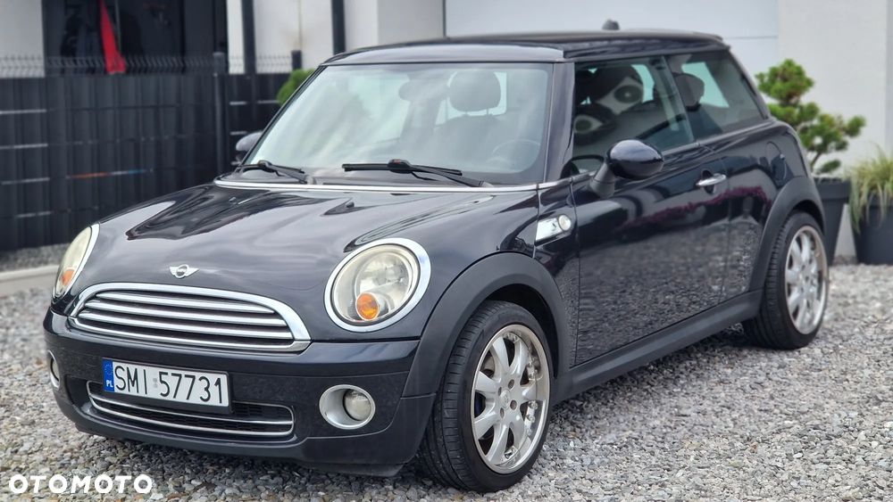 MINI Cooper Standard - 4