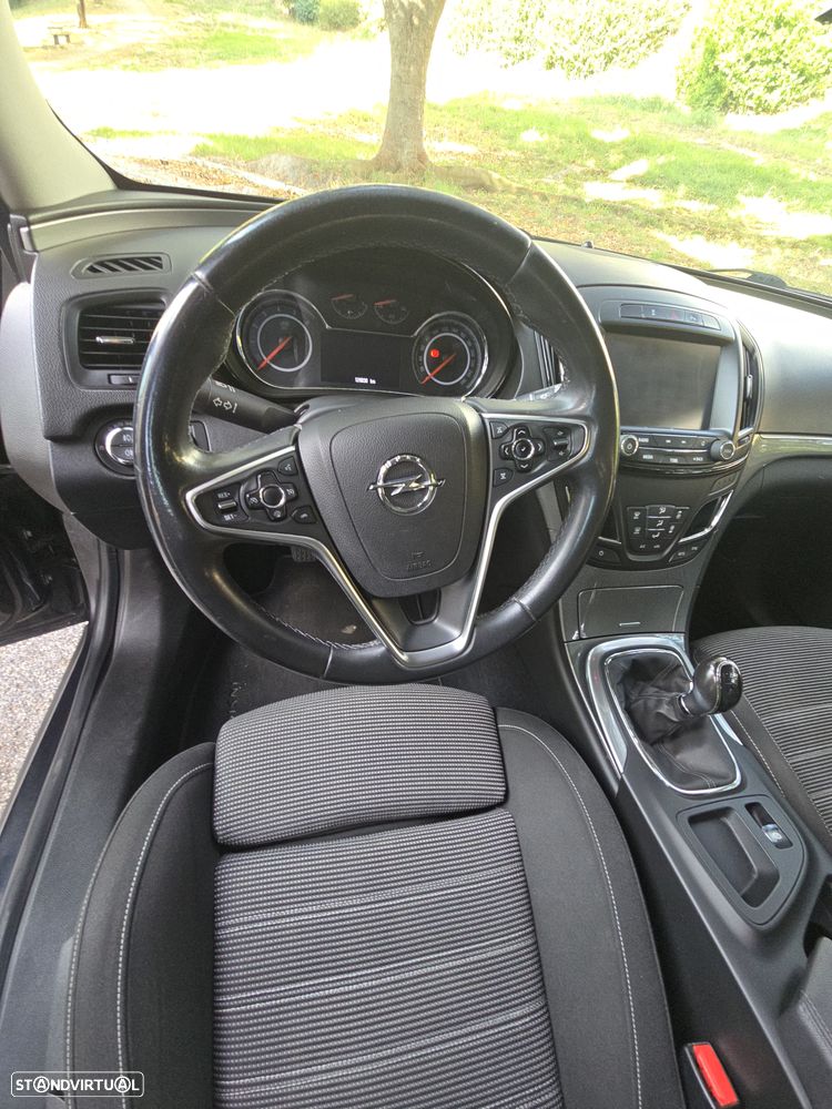 Opel Insignia Sports Tourer 1.6 CDTi Executive S/S J18 - 21