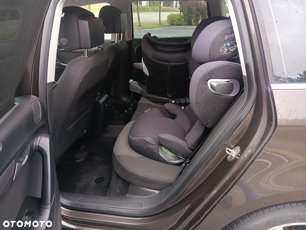Volkswagen Passat 2.0 TDI Comfortline DSG - 20
