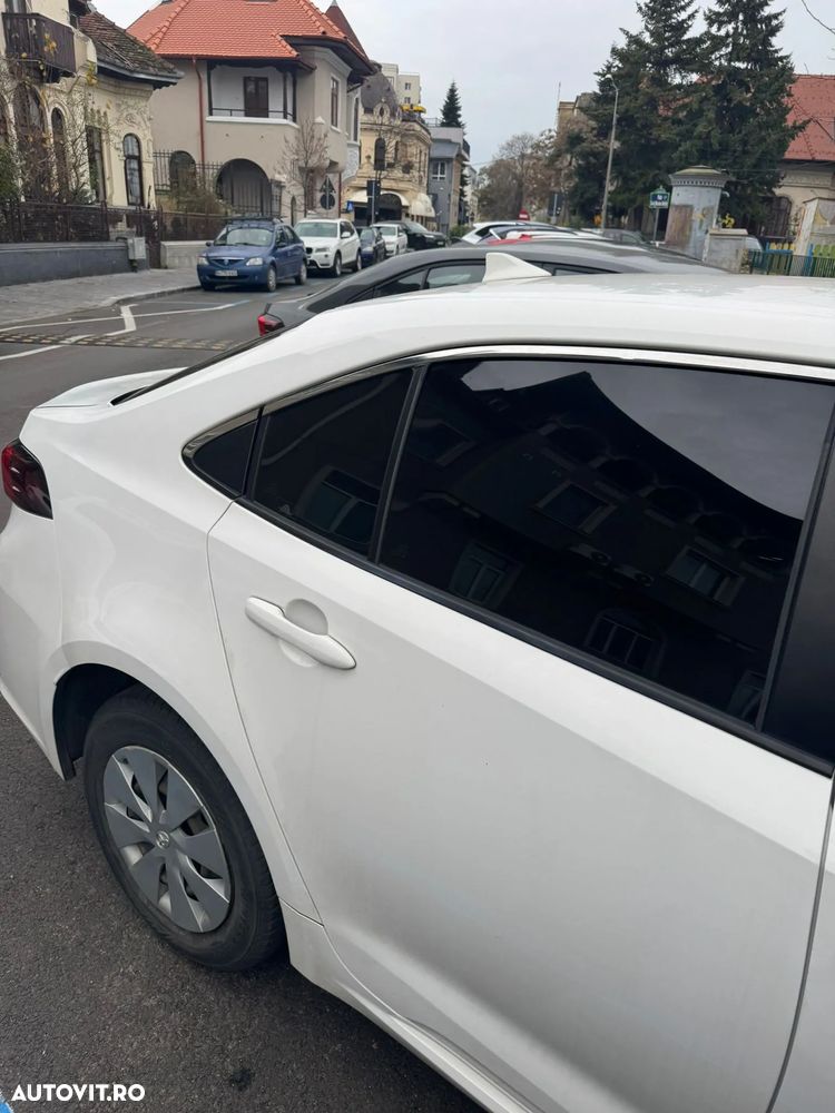 Toyota Corolla Sedan 1.8 HSD Business - 5