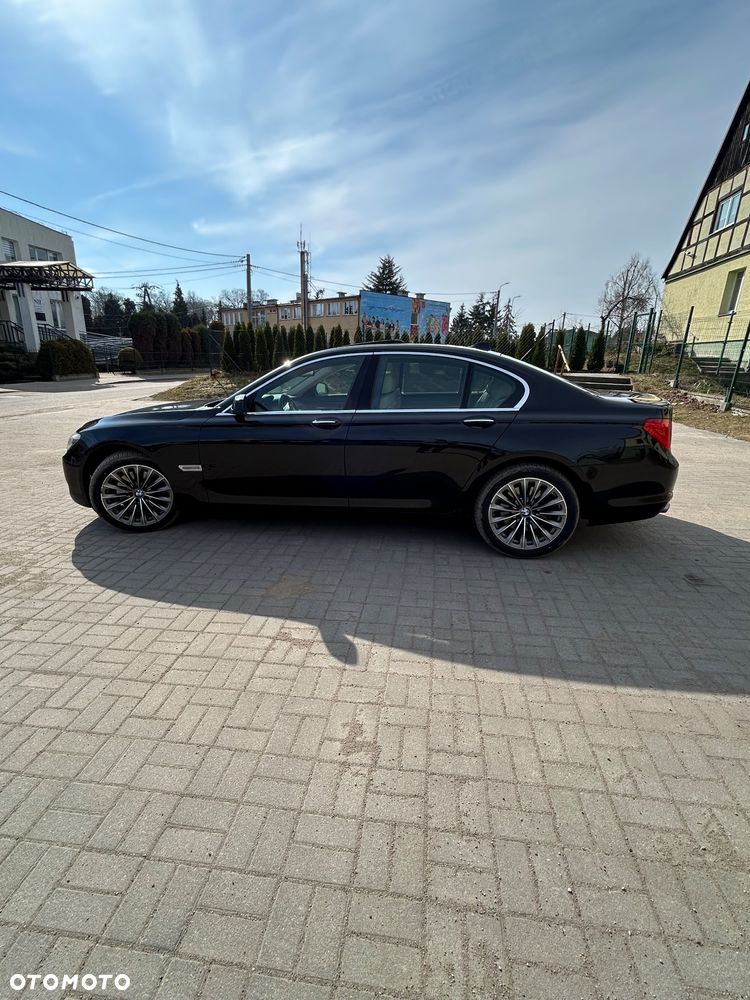 BMW Seria 7 730Ld - 14