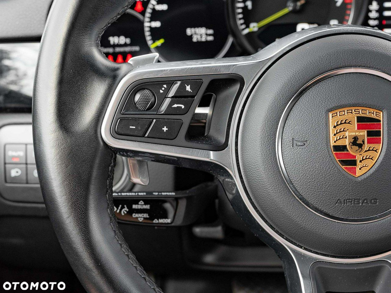 Porsche Cayenne - 17