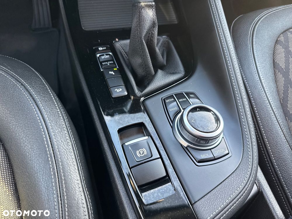 BMW X1 xDrive25i xLine sport - 24