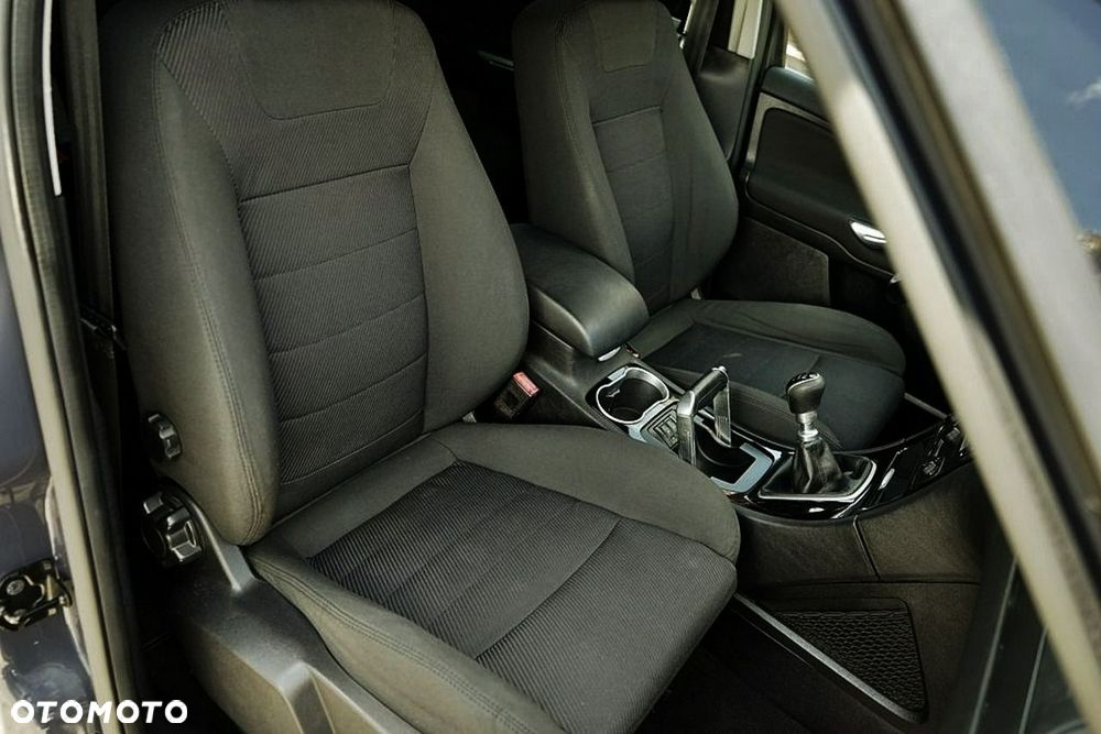 Ford S-Max - 21
