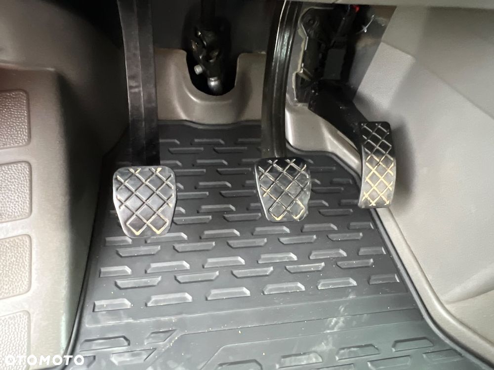 Volkswagen CRAFTER - 17