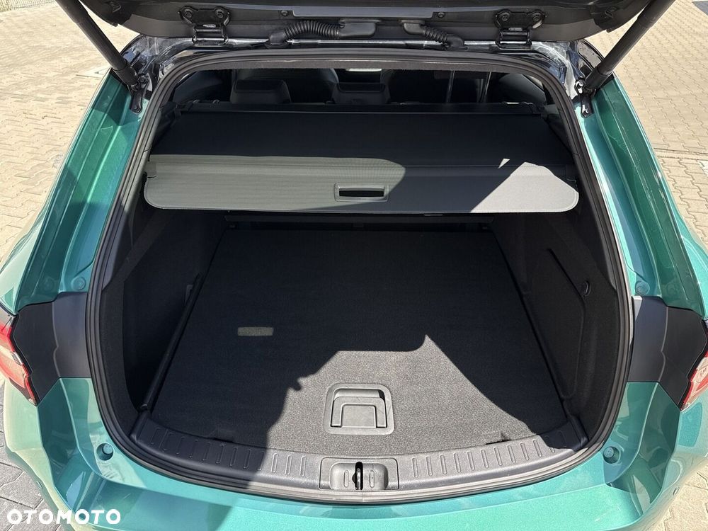 Toyota Corolla 2.0 Hybrid GR Sport - 11