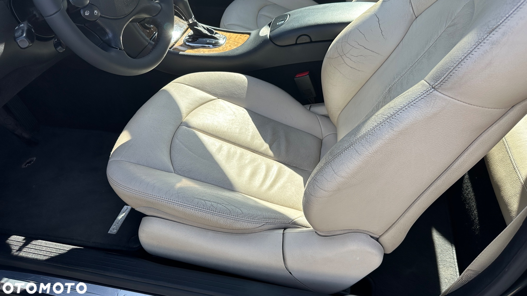 Mercedes-Benz CLK 350 Avantgarde - 21