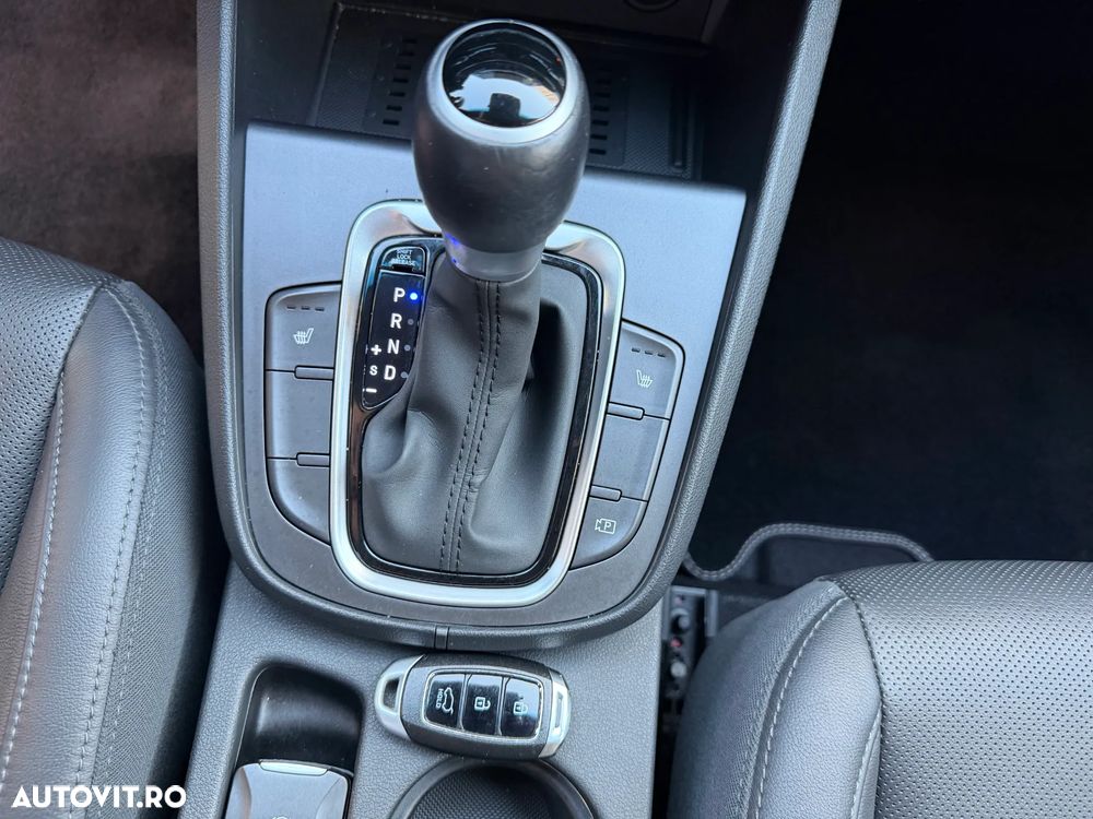 Hyundai KONA - 20