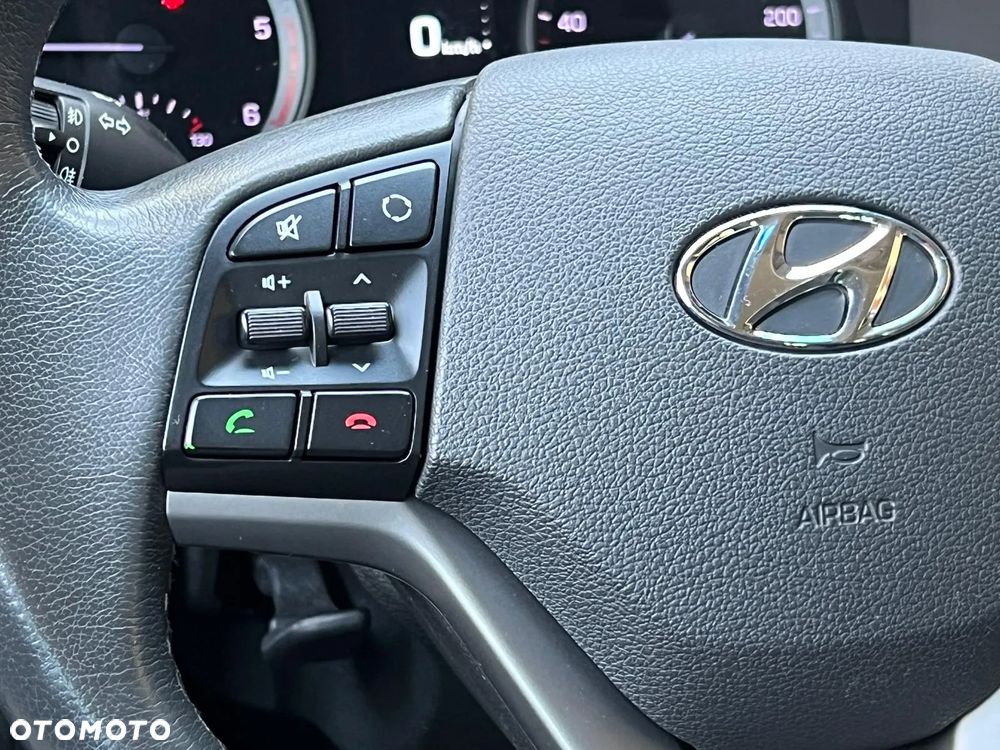 Hyundai Tucson blue 1.7 CRDi 2WD Passion Plus - 18