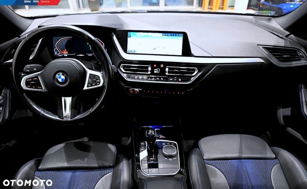 BMW Seria 2 218i - 3