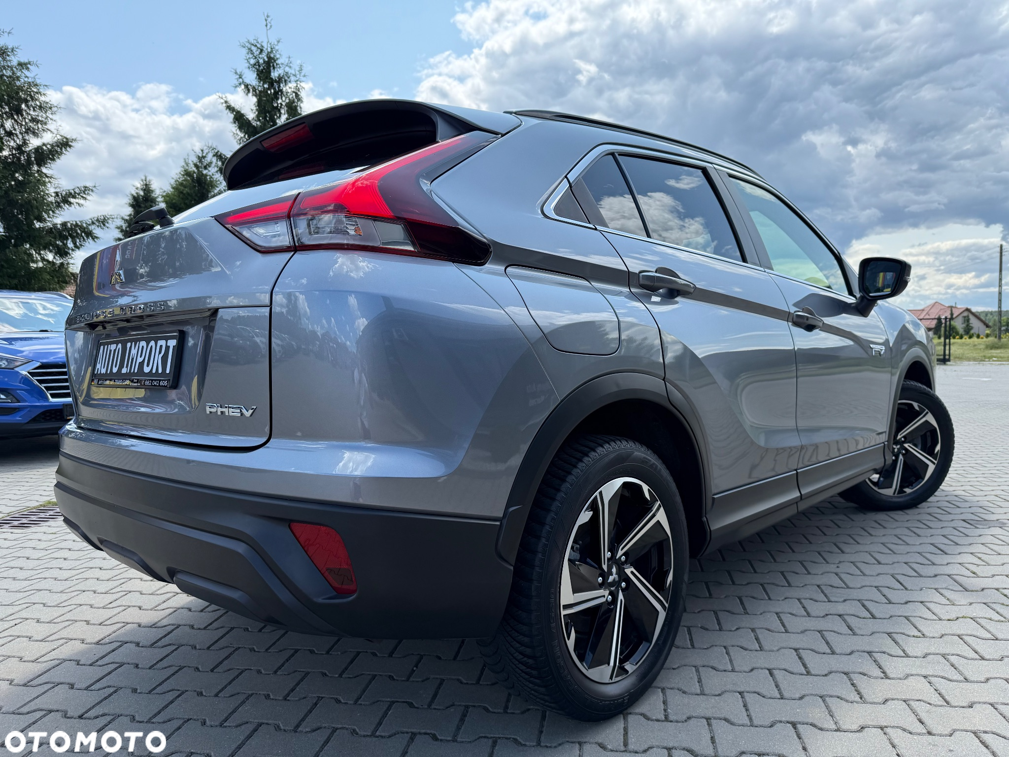 Mitsubishi Eclipse Cross Plug-In Hybrid 4WD Basis - 6