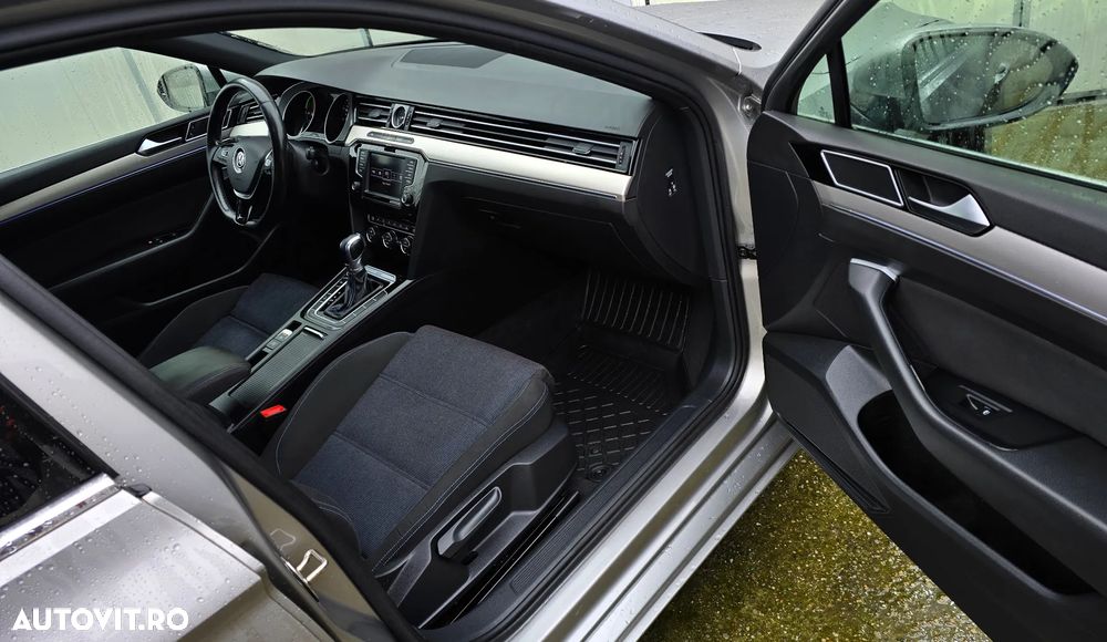 Volkswagen Passat - 10