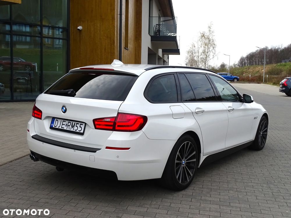 BMW Seria 5 530d xDrive Sport-Aut Luxury Line - 22