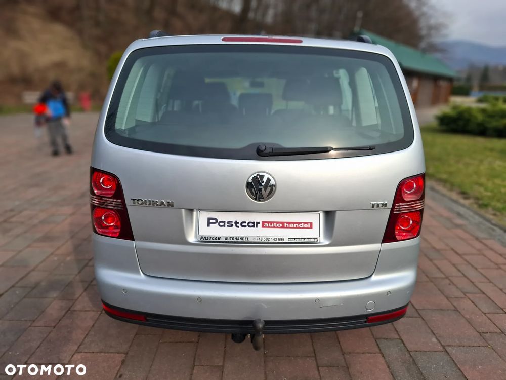 Volkswagen Touran 1.9 TDI DPF Highline - 4