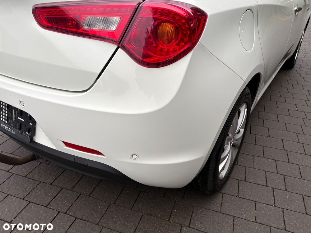 Alfa Romeo Giulietta 1.6 JTDM - 15
