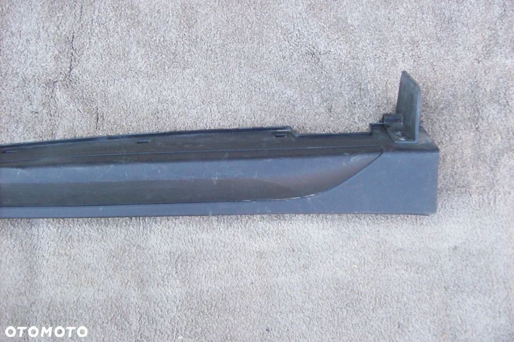 LISTWA PROGOWA PRAWA HYUNDAI TUCSON III/ROK 15-21 - 2