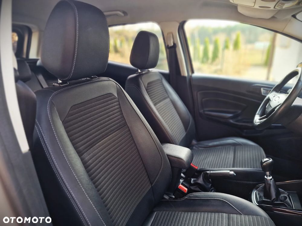 Ford EcoSport 1.0 EcoBoost TITANIUM X - 24