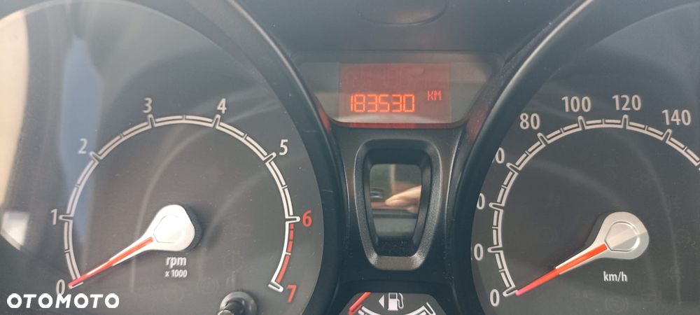 Ford Fiesta 1.25 Champions Edition - 10