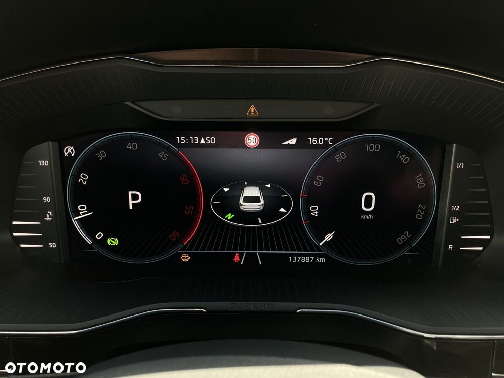 Skoda Superb 2.0 TDI SCR 4x4 L&K DSG - 16