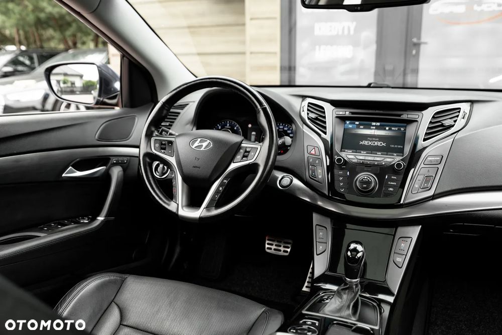 Hyundai i40 Kombi blue 1.7 CRDi DCT Premium - 30