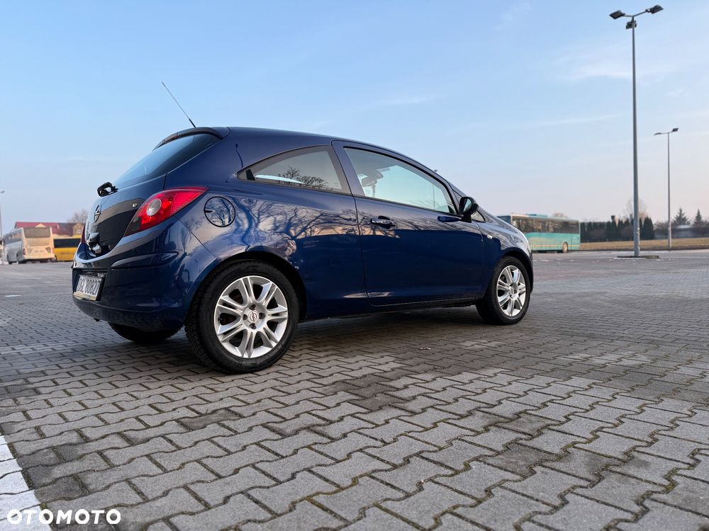 Opel Corsa - 8