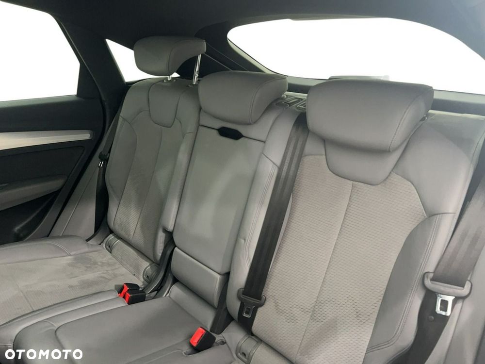 Audi Q5 Sportback - 12
