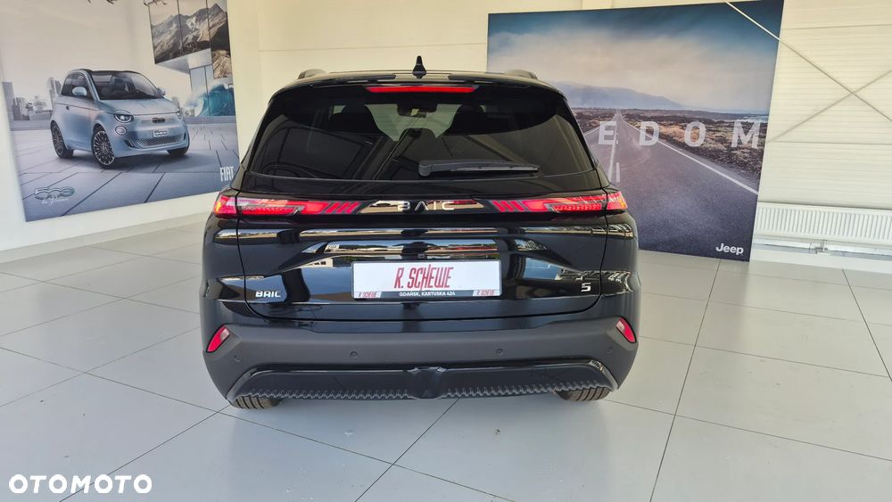BAIC 5 Beijing 1.5T Comfort DCT - 7