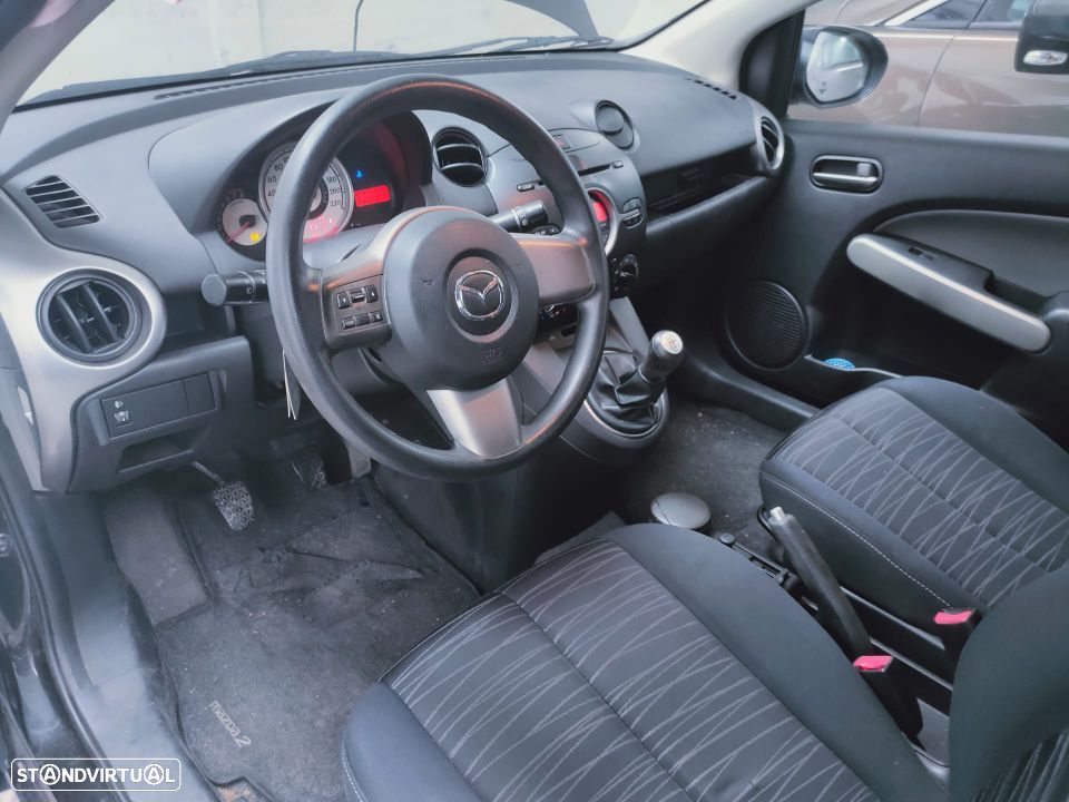 Mazda 2 de 2009 - 12