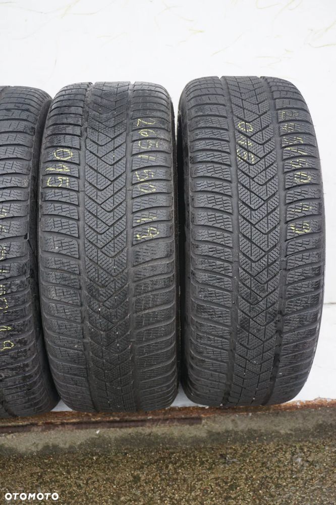 265 50 19 Pirelli Scorpion winter Run Flat - 3
